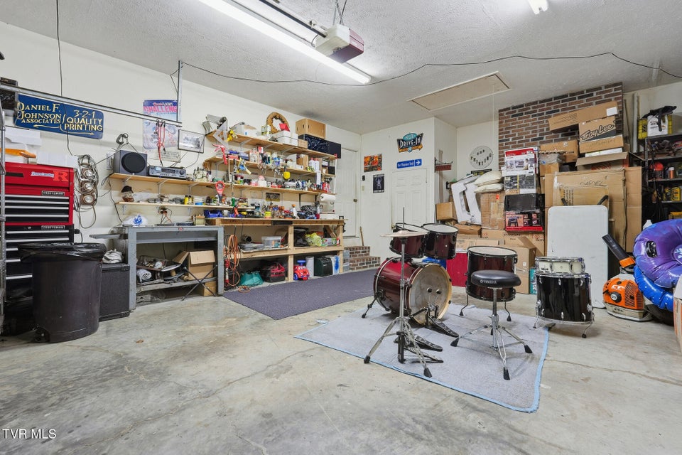 Photo #32: 186 Kelly Coomer Road