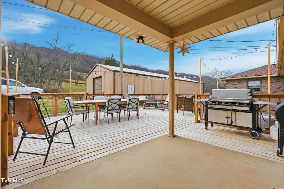 Photo #38: 186 Kelly Coomer Road