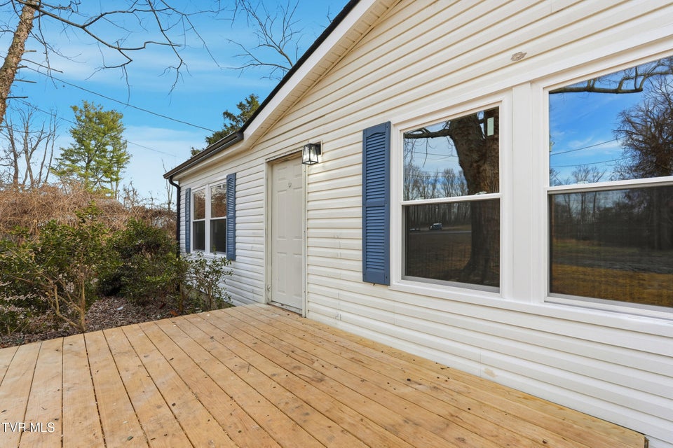 Photo #6: 449 Bayhill Drive