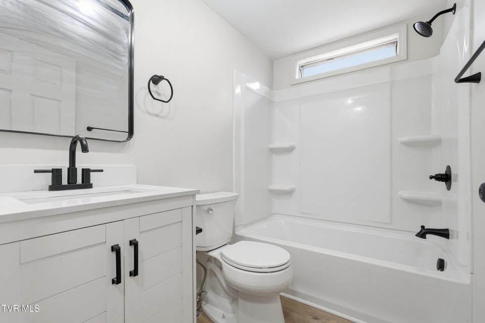 Photo #14: 449 Bayhill Drive