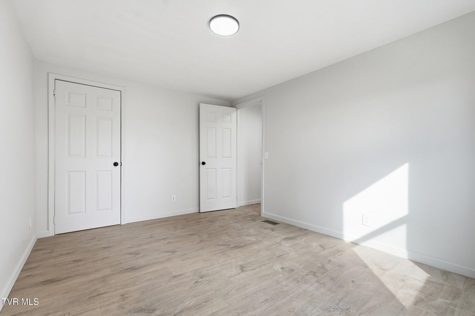 Photo #16: 449 Bayhill Drive