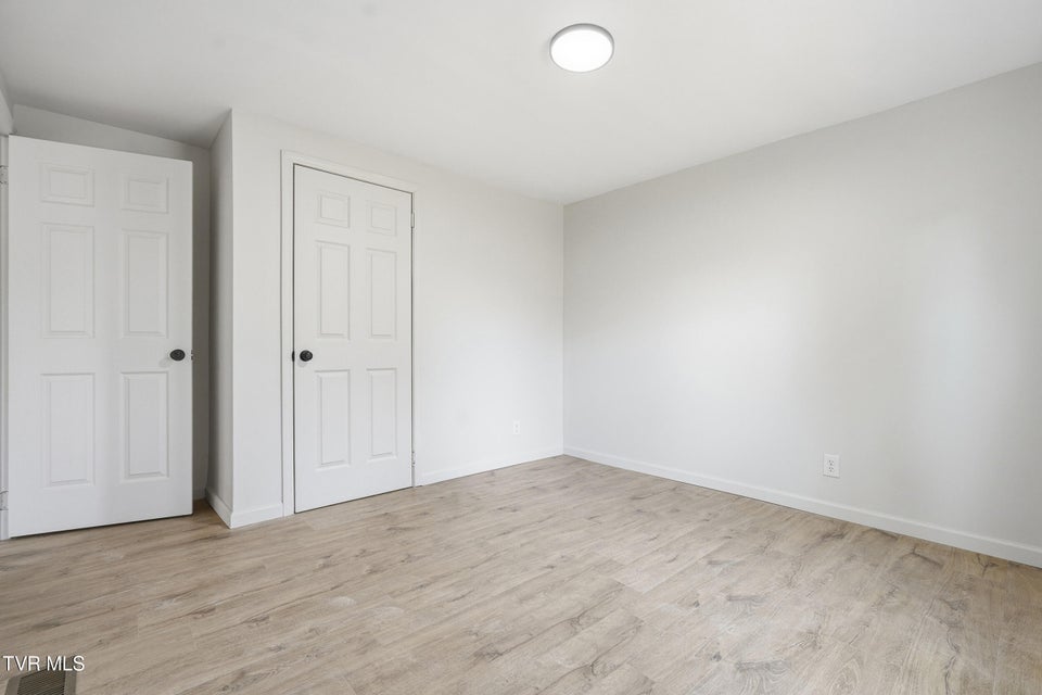 Photo #18: 449 Bayhill Drive