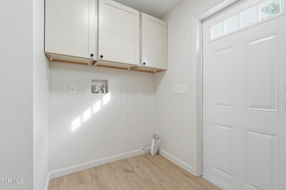 Photo #24: 449 Bayhill Drive