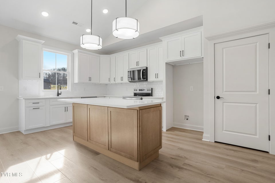 Photo #11: 826 Hairetown Road