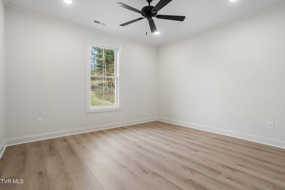 Photo #14: 826 Hairetown Road