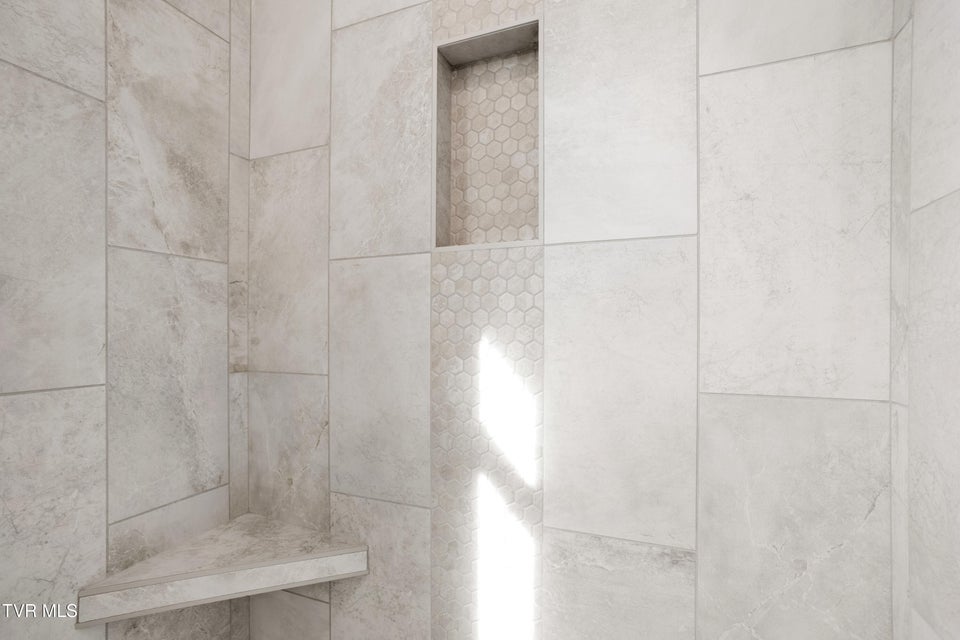 Photo #28: 826 Hairetown Road