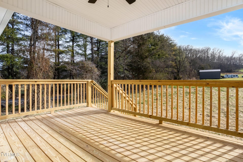 Photo #33: 826 Hairetown Road