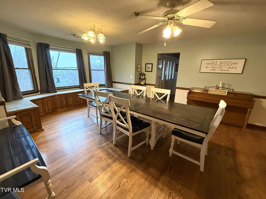 Photo #14: 704 River Road