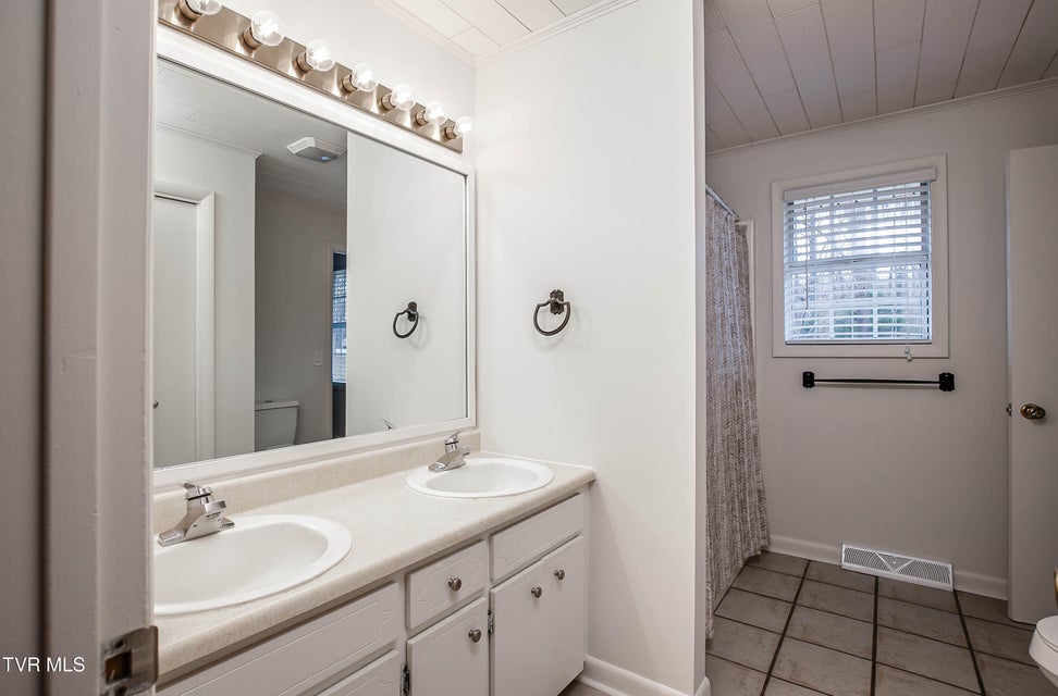 Photo #12: 111 Brandon Lane