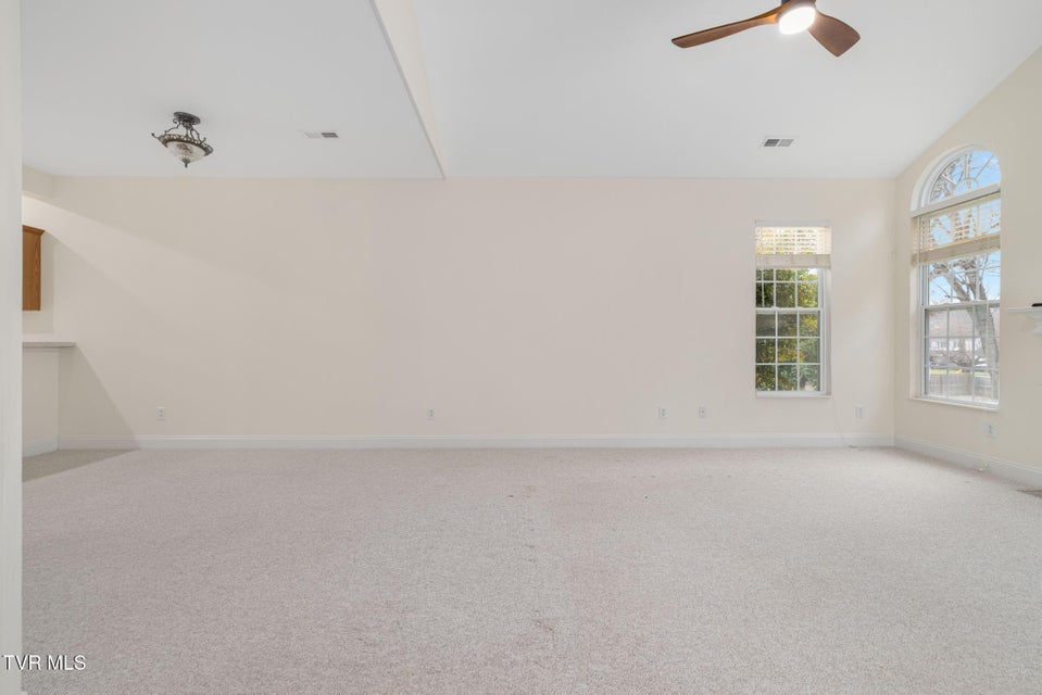 Photo #4: 184 Avonlea Place