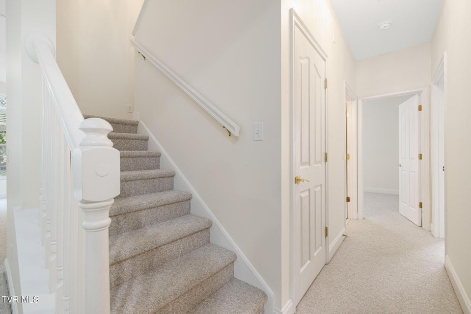 Photo #24: 184 Avonlea Place