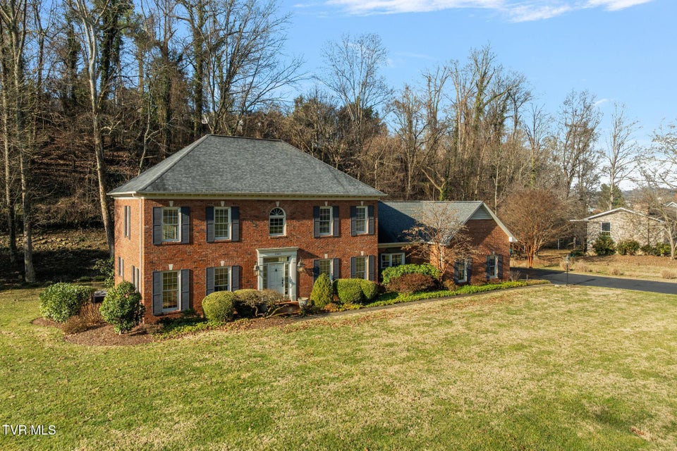 Photo #3: 1221 Radcliffe Avenue