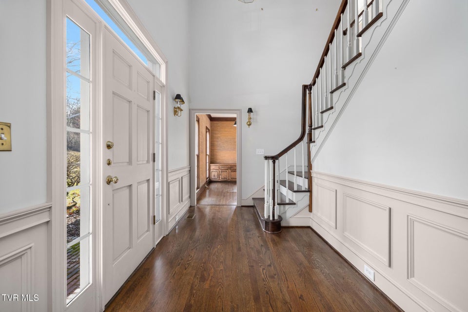 Photo #6: 1221 Radcliffe Avenue