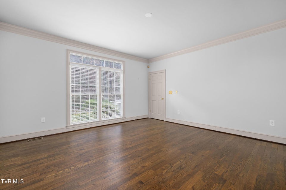 Photo #29: 1221 Radcliffe Avenue