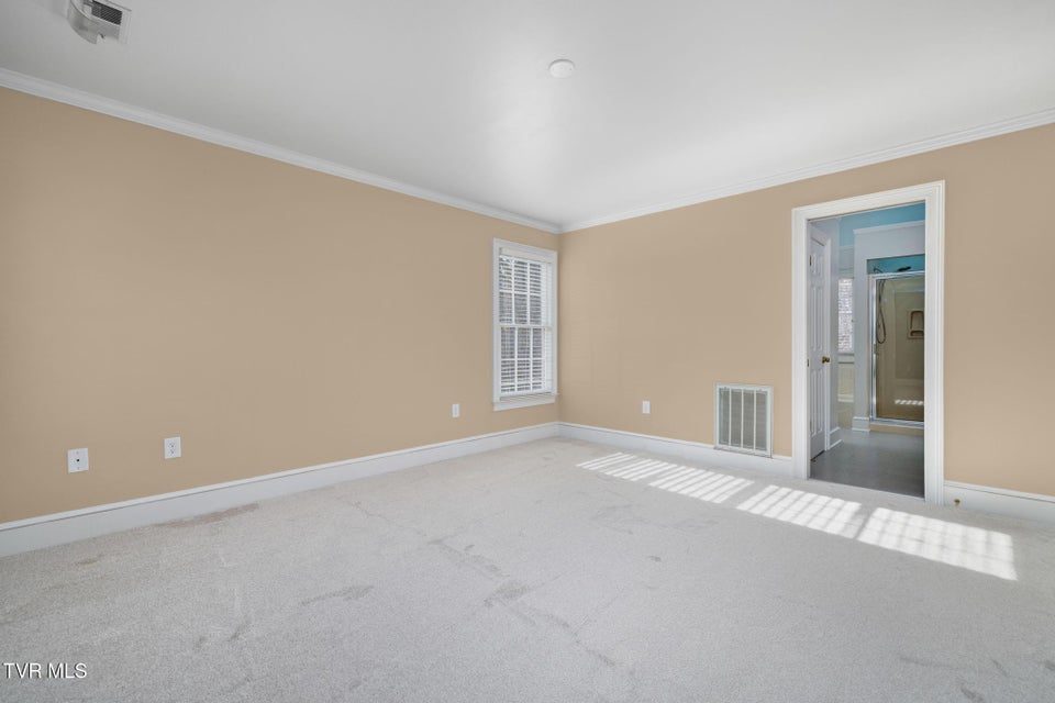 Photo #39: 1221 Radcliffe Avenue