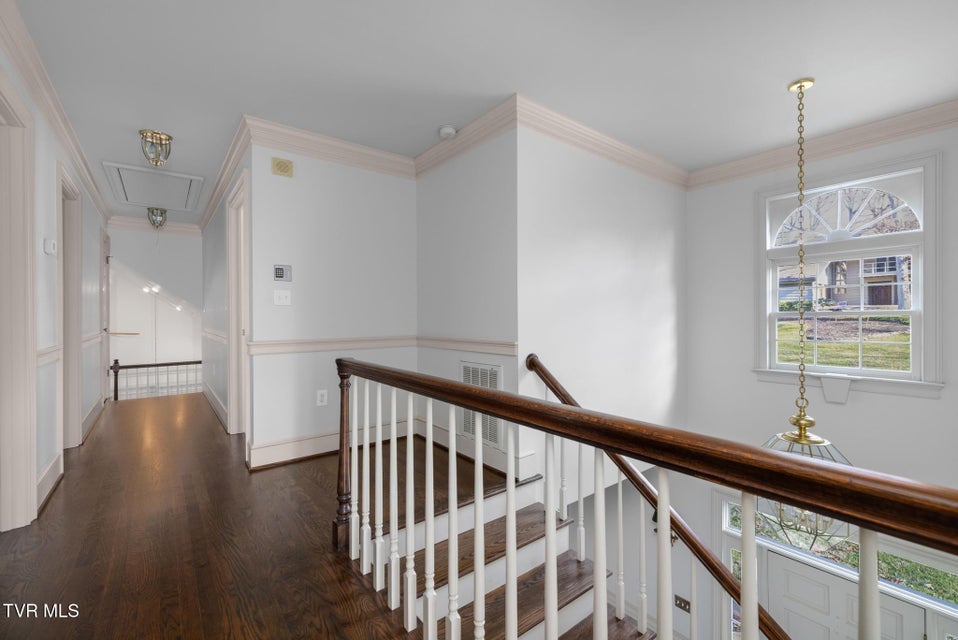 Photo #37: 1221 Radcliffe Avenue