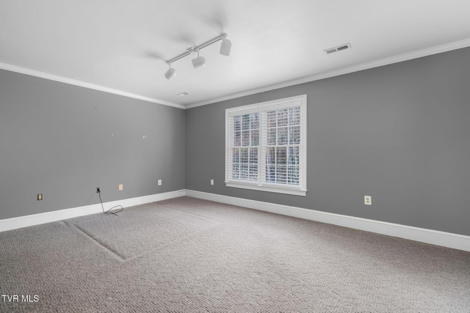 Photo #44: 1221 Radcliffe Avenue