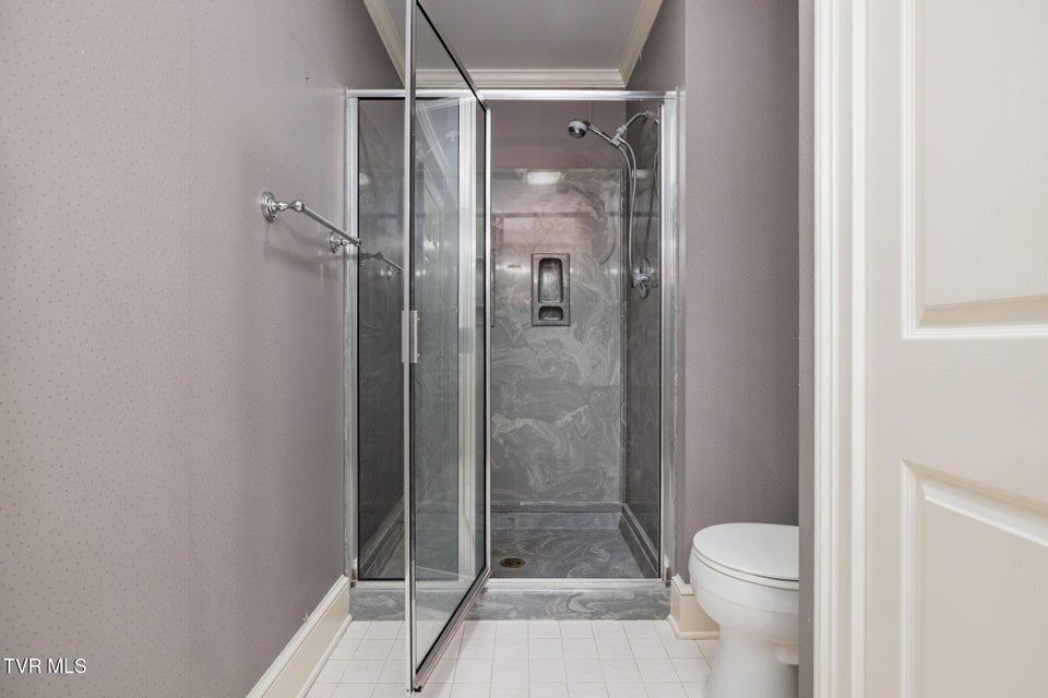 Photo #47: 1221 Radcliffe Avenue