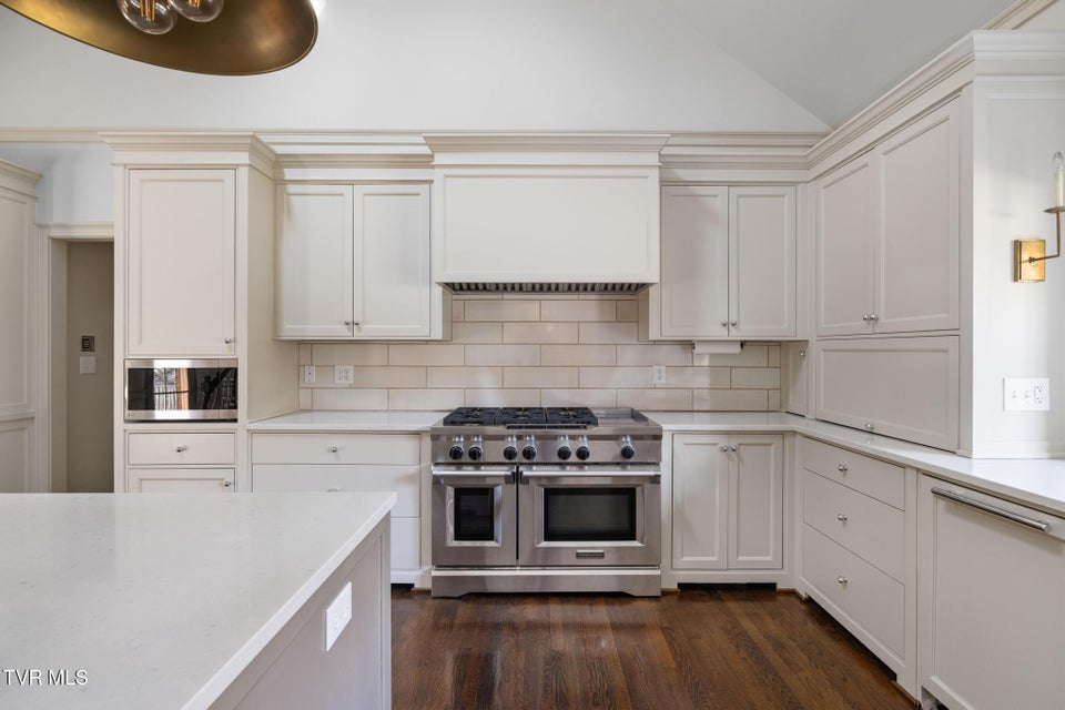 Photo #17: 1221 Radcliffe Avenue