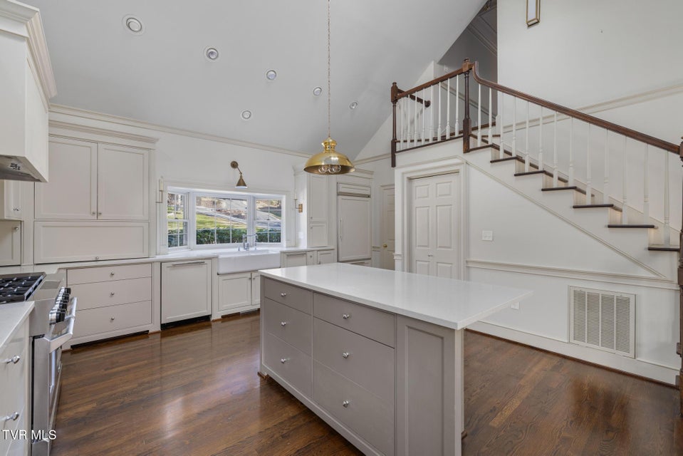 Photo #19: 1221 Radcliffe Avenue