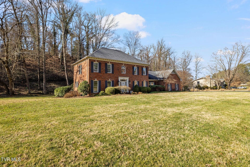 Photo #61: 1221 Radcliffe Avenue