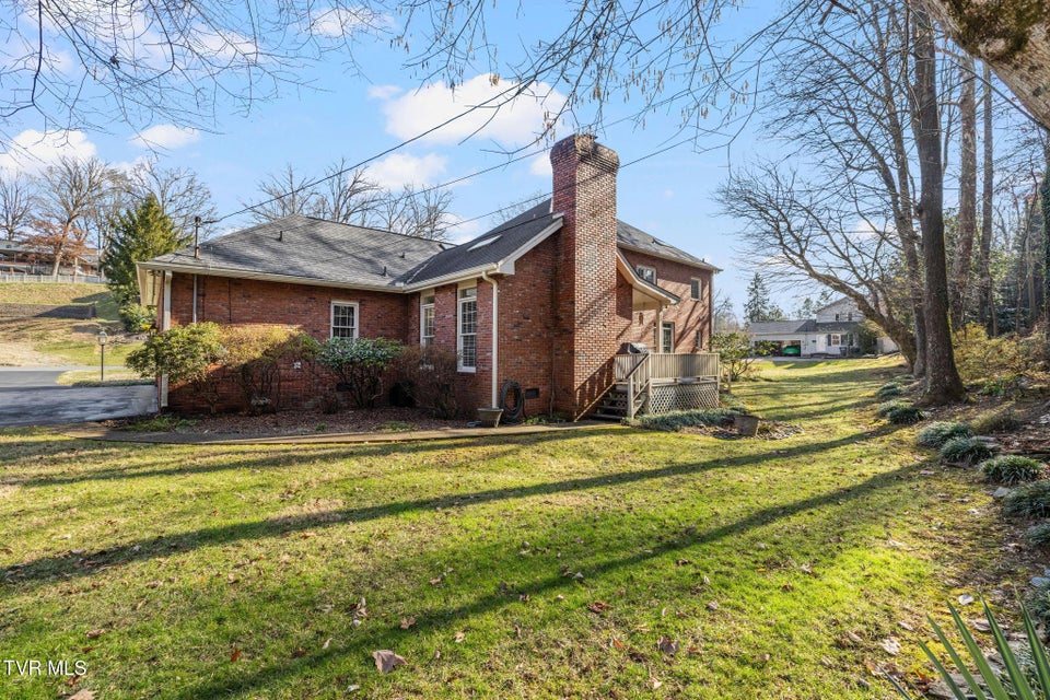 Photo #57: 1221 Radcliffe Avenue