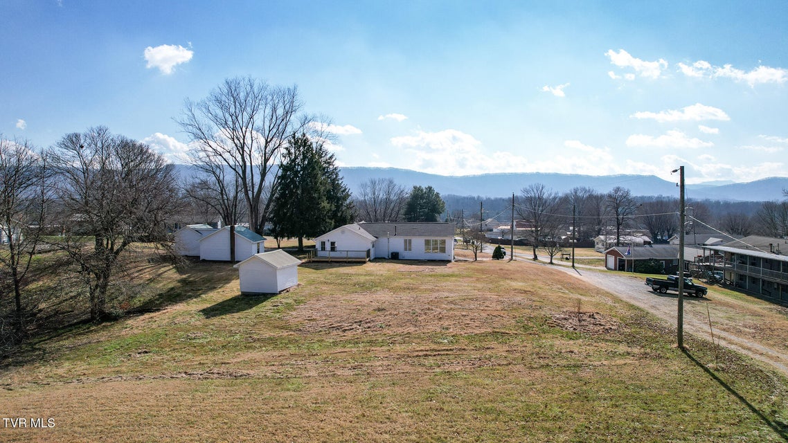 Photo #31: 152 Hemlock Street