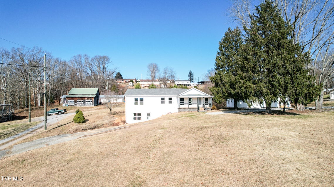 Photo #42: 152 Hemlock Street