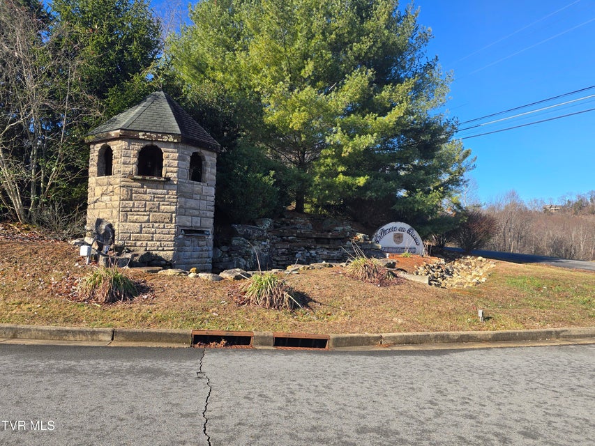 Photo #4: 1124 Biltmore Place