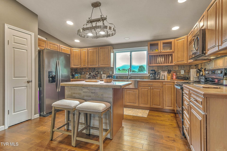 Photo #16: 298 Rabbit Run Lane