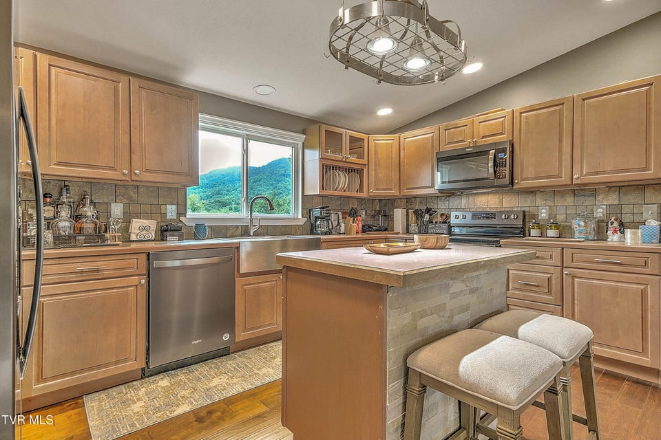 Photo #18: 298 Rabbit Run Lane