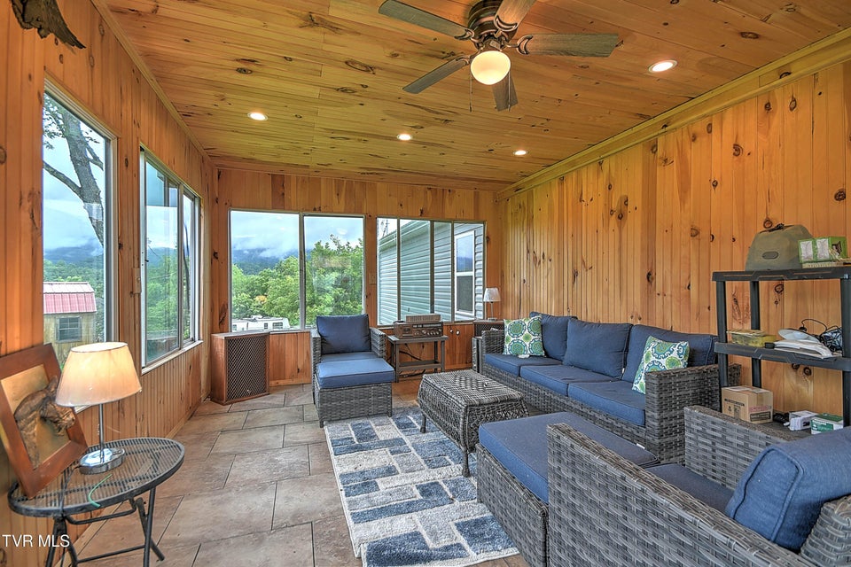 Photo #43: 298 Rabbit Run Lane