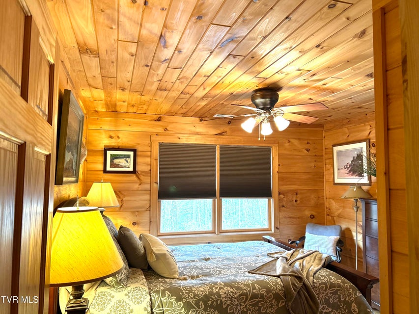 Photo #25: 171 Bankers Bend