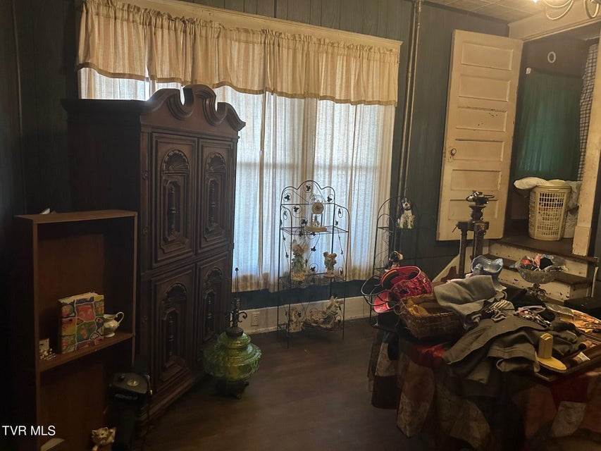 Photo #7: 1472 Roda Road