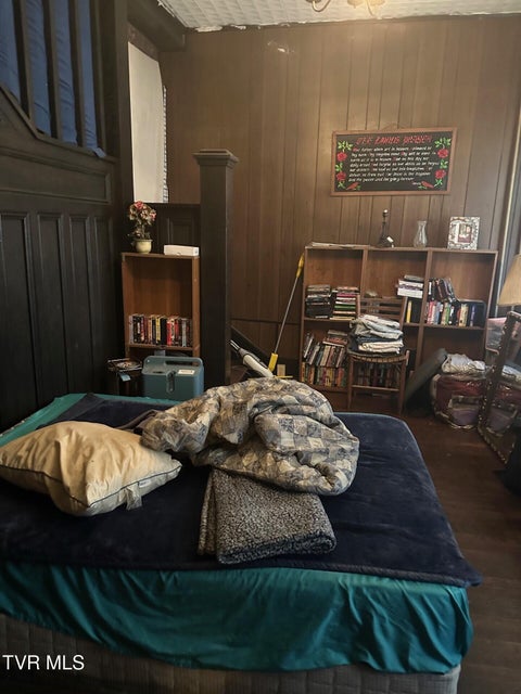 Photo #12: 1472 Roda Road