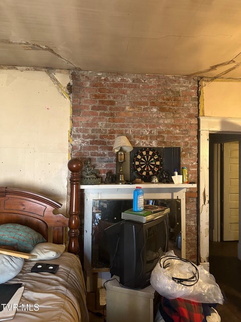 Photo #16: 1472 Roda Road