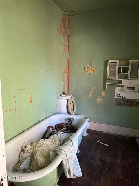 Photo #17: 1472 Roda Road