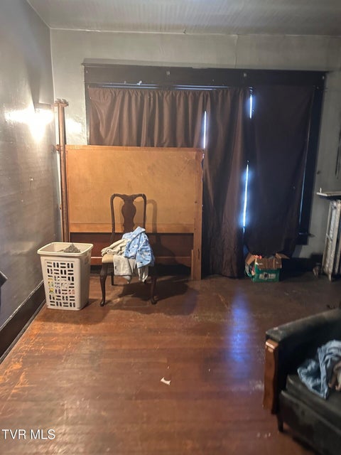 Photo #23: 1472 Roda Road