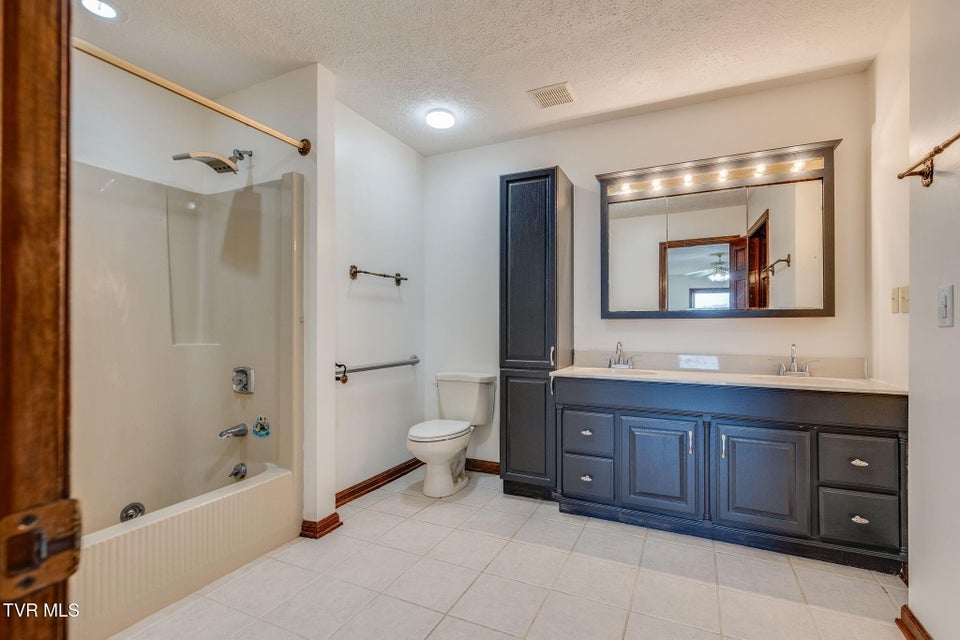 Photo #25: 7893 Baptist Valley Road