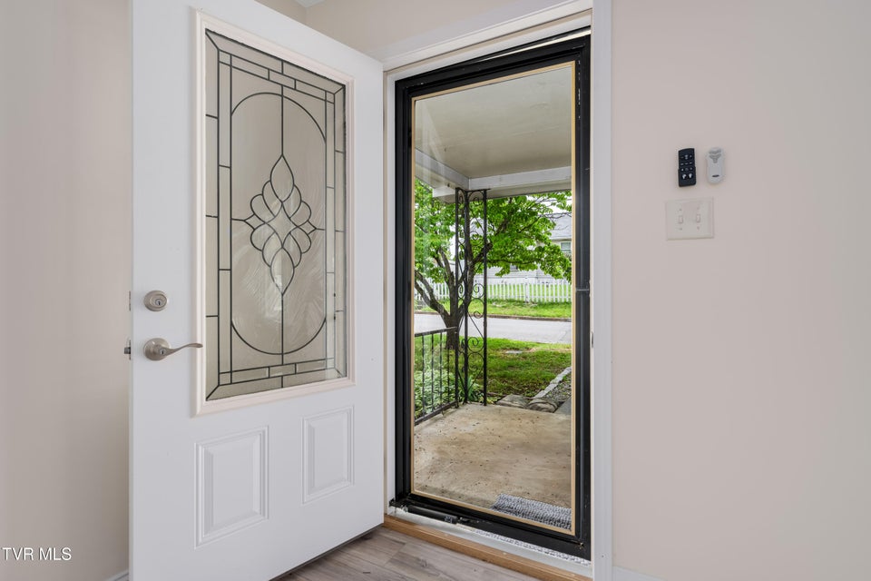 Photo #5: 705 Holston Avenue