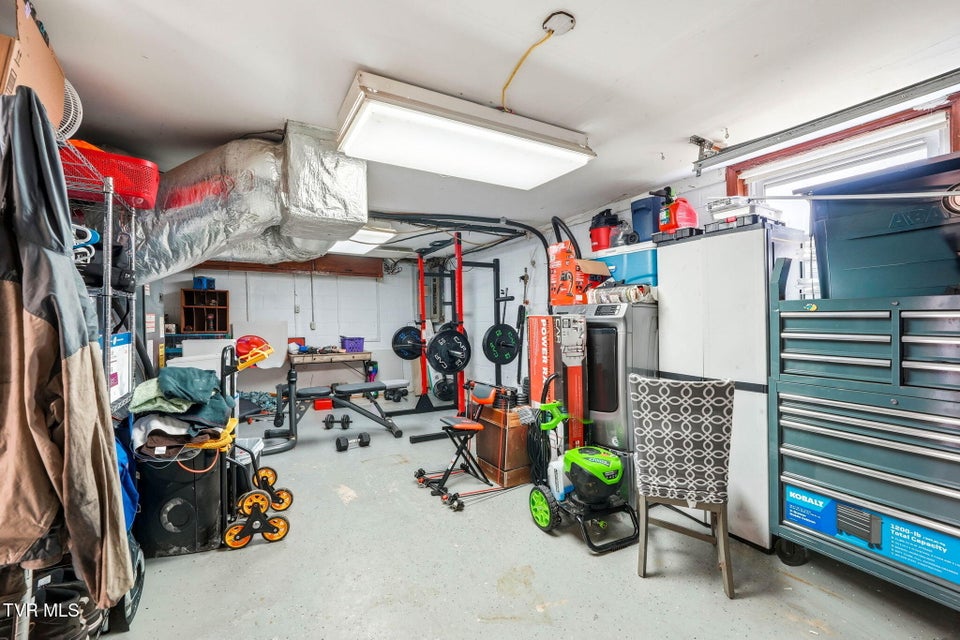 Photo #20: 591 Southview Drive