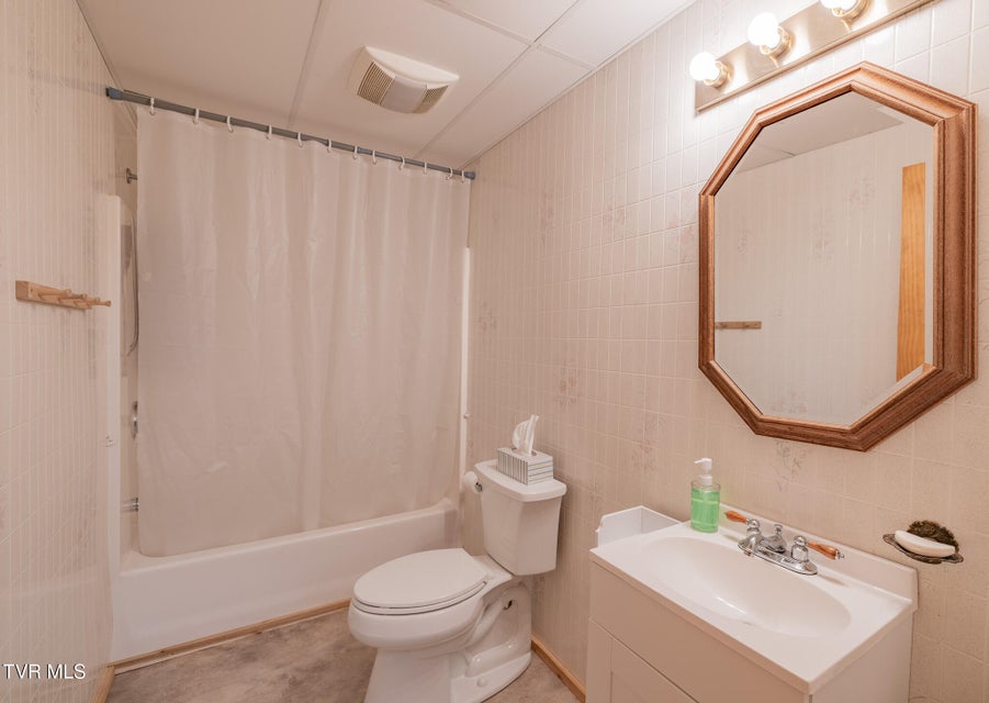 Photo #32: 11766 Rocky Hill Road