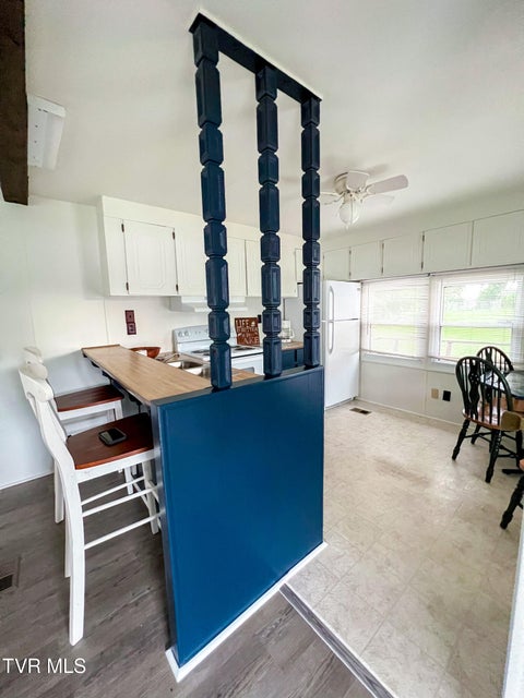 Photo #38: 613 Painter Creek Road