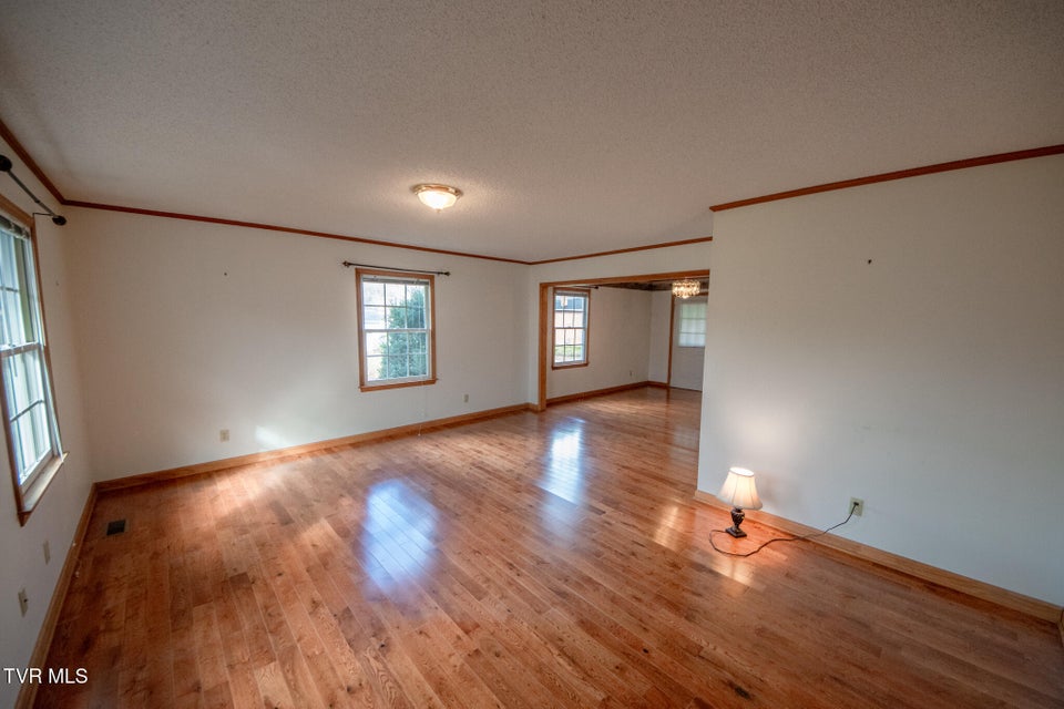 Photo #6: 414 Caleb Avenue