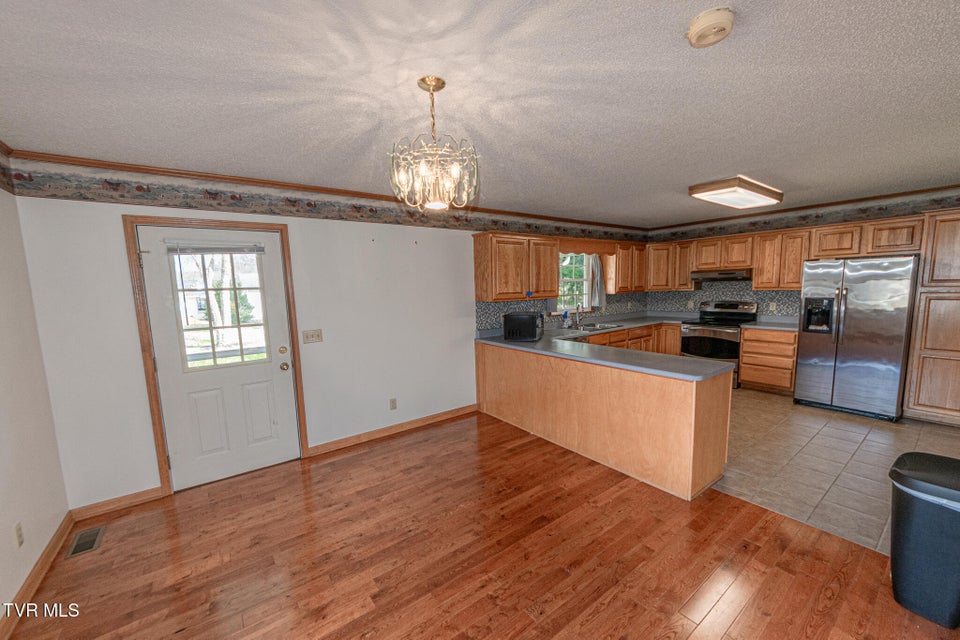 Photo #8: 414 Caleb Avenue