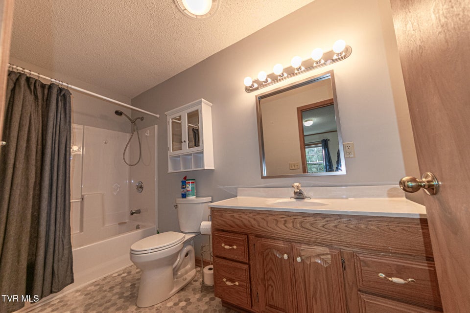 Photo #23: 414 Caleb Avenue