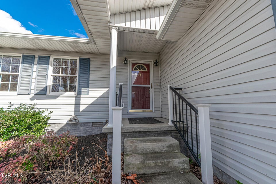 Photo #4: 414 Caleb Avenue