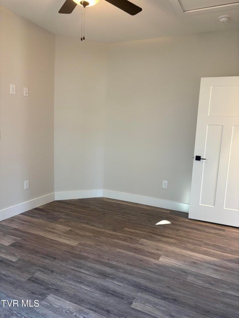 Photo #8: 616 Pine Street