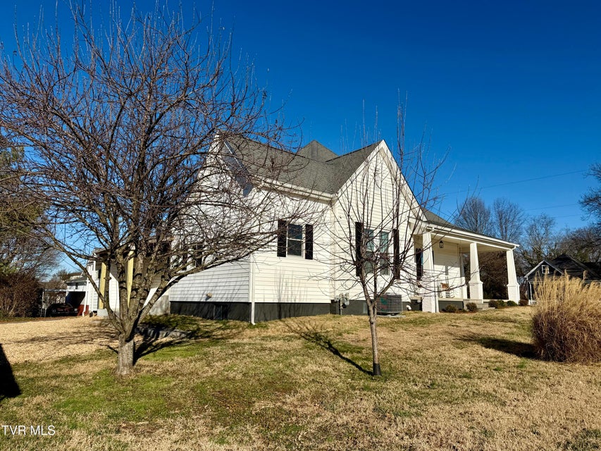 Photo #9: 908 Weaver Pike