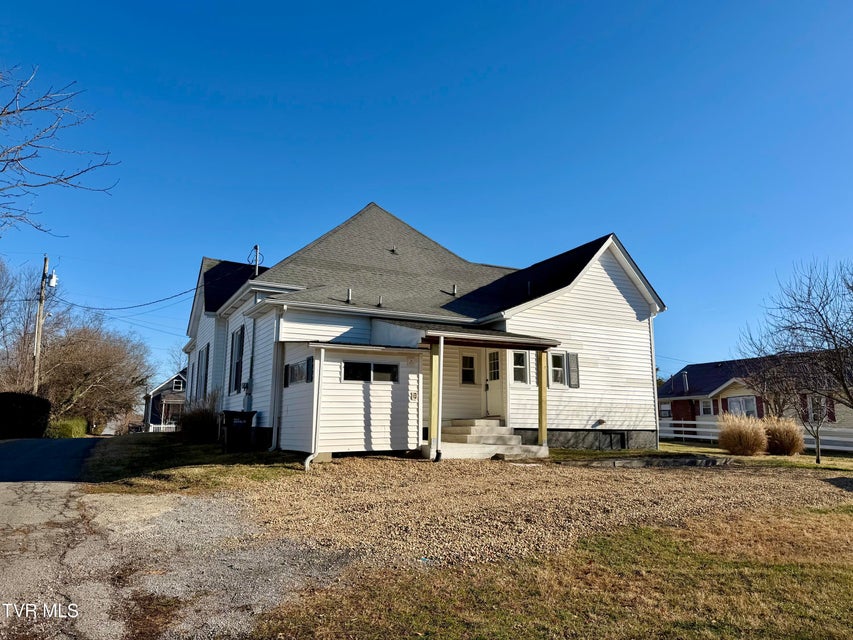 Photo #11: 908 Weaver Pike